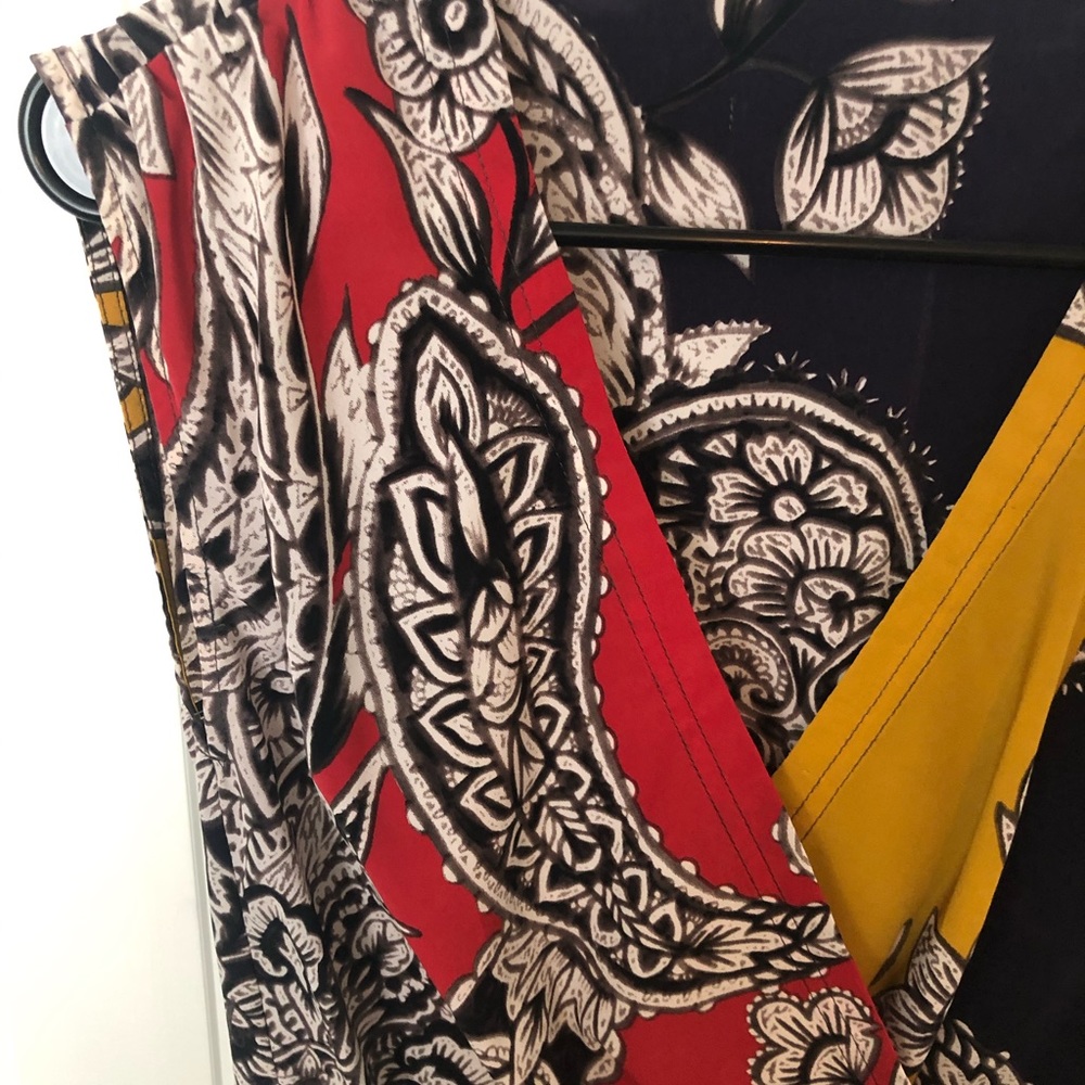 Multi-color deep v silk blouse - Picture 2 of 4